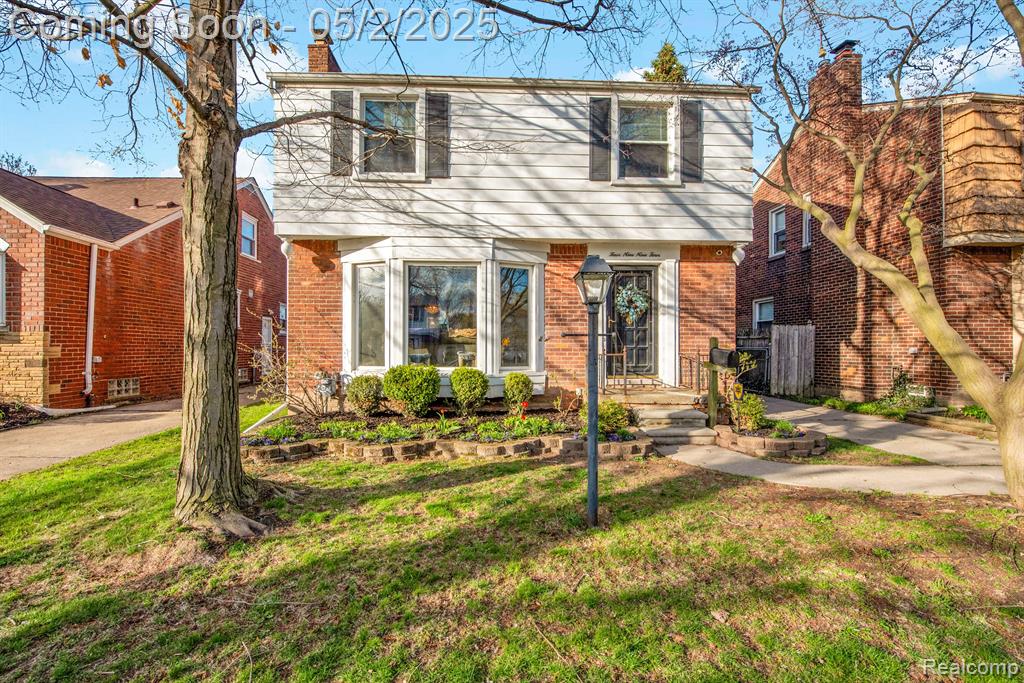4994 Hillcrest Street , Grosse Pointe, Michigan image 1