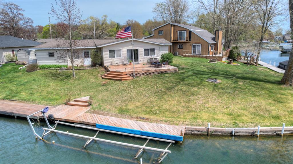 2103 Island Drive , Wayland, Michigan image 1