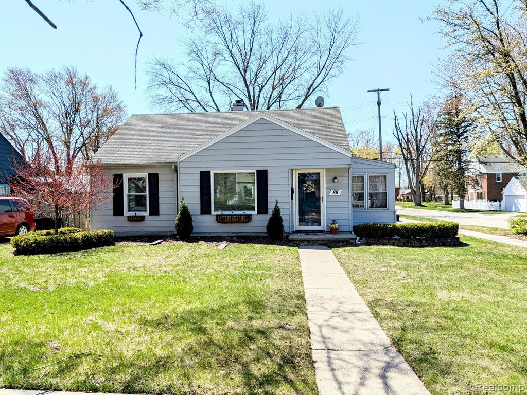 88 Crocker Boulevard , Mt. Clemens, Michigan image 1