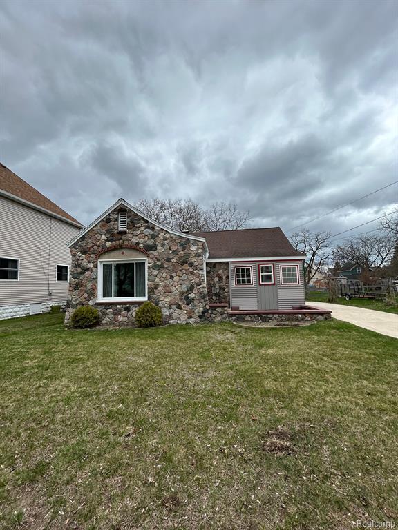 416 Church Street , East Tawas, Michigan image 1