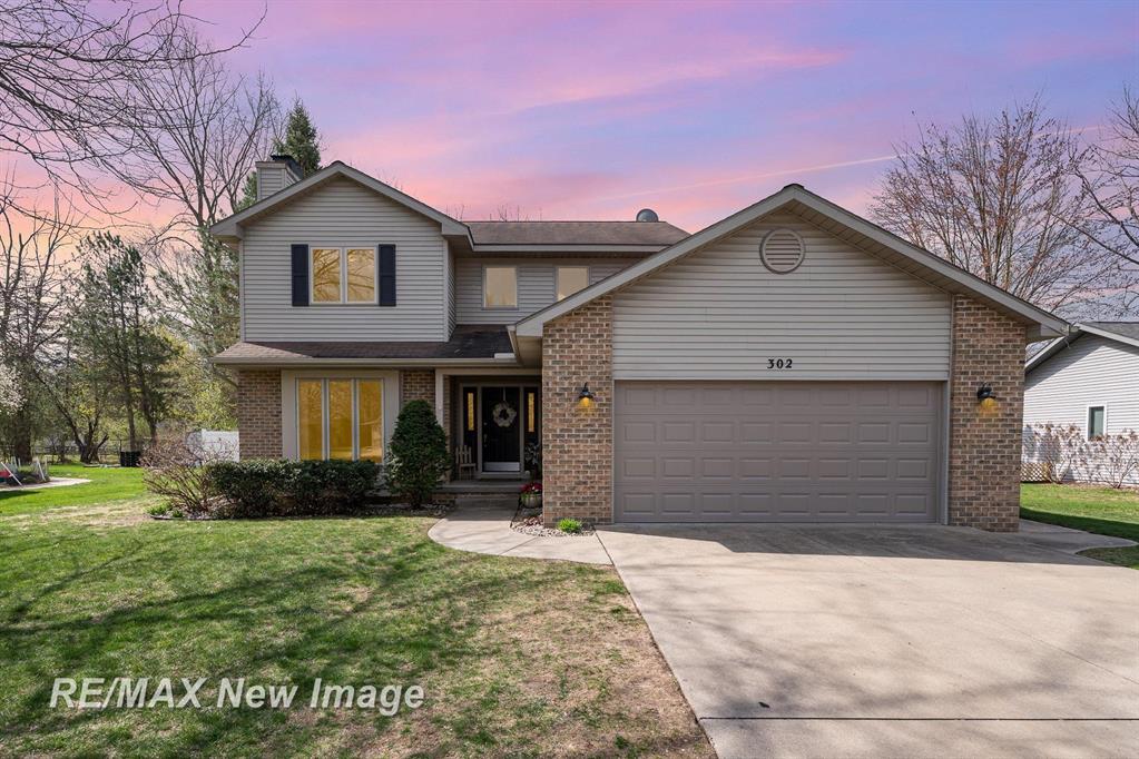 302 E Chapel Lane , Midland, Michigan image 1