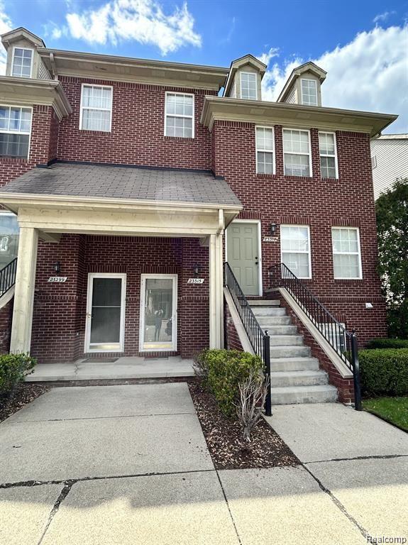 23315 Grayson Drive , Southfield, Michigan image 1