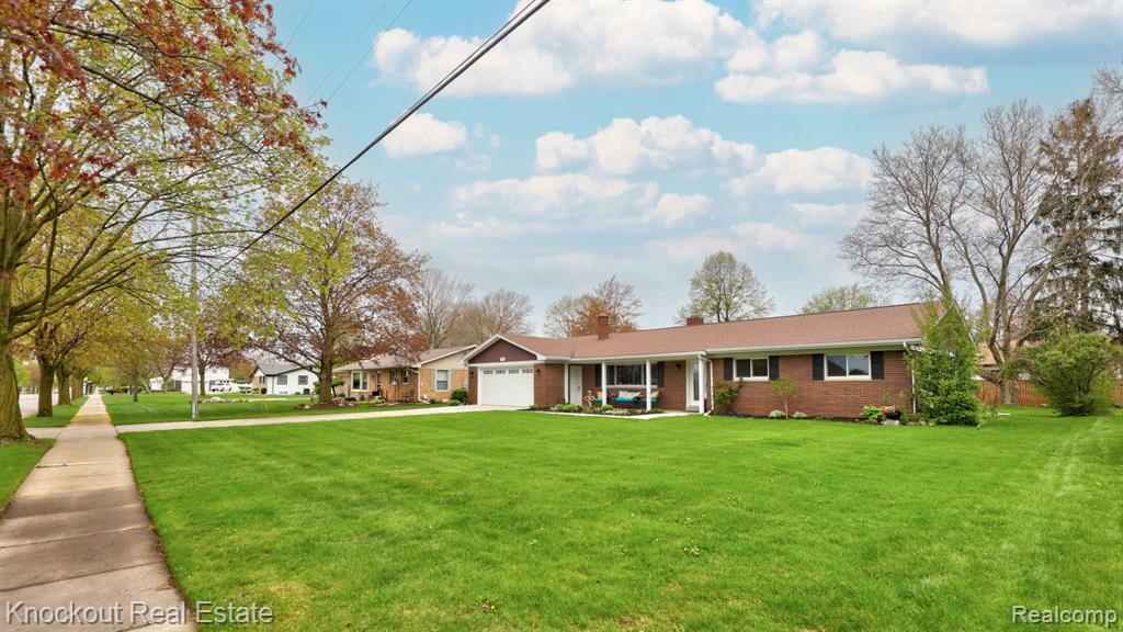 932 E Genesee Street , Frankenmuth, Michigan image 1