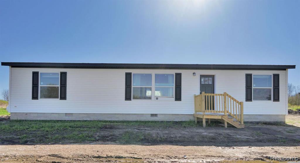 7376 Capac Road , Yale, Michigan image 1