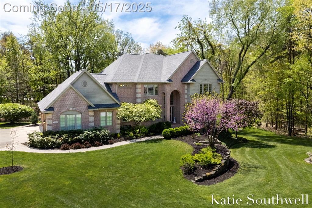 7688 Wood Violet Court Se, Ada, Michigan image 1