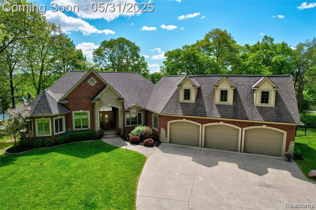 3074 Pond Road , Leonard, Michigan image 1