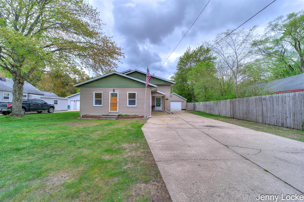 608 Porter Road , Norton Shores, Michigan image 1