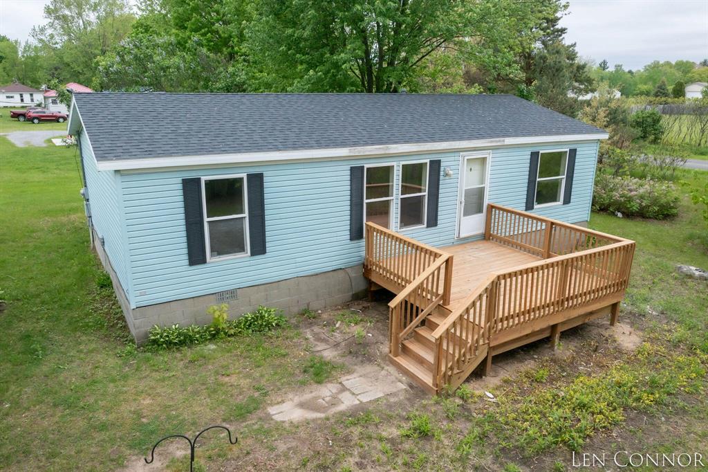 7975 Becker Street Ne, Cedar Springs, Michigan image 1