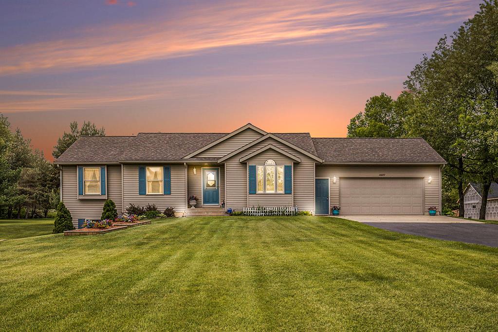 12697 Lindy Anne Court Ne, Cedar Springs, Michigan image 1