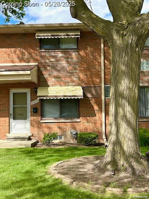 29070 Tessmer Court , Madison Heights, Michigan image 1
