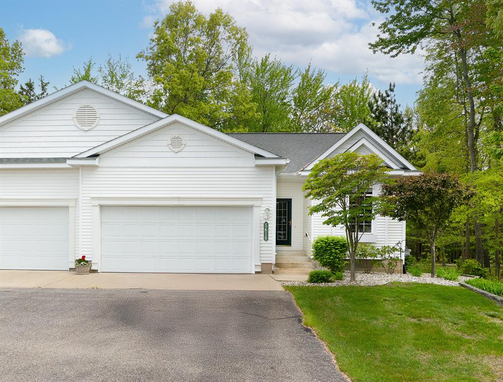 5610 Copper Sands Run  , Fruitport, Michigan image 1