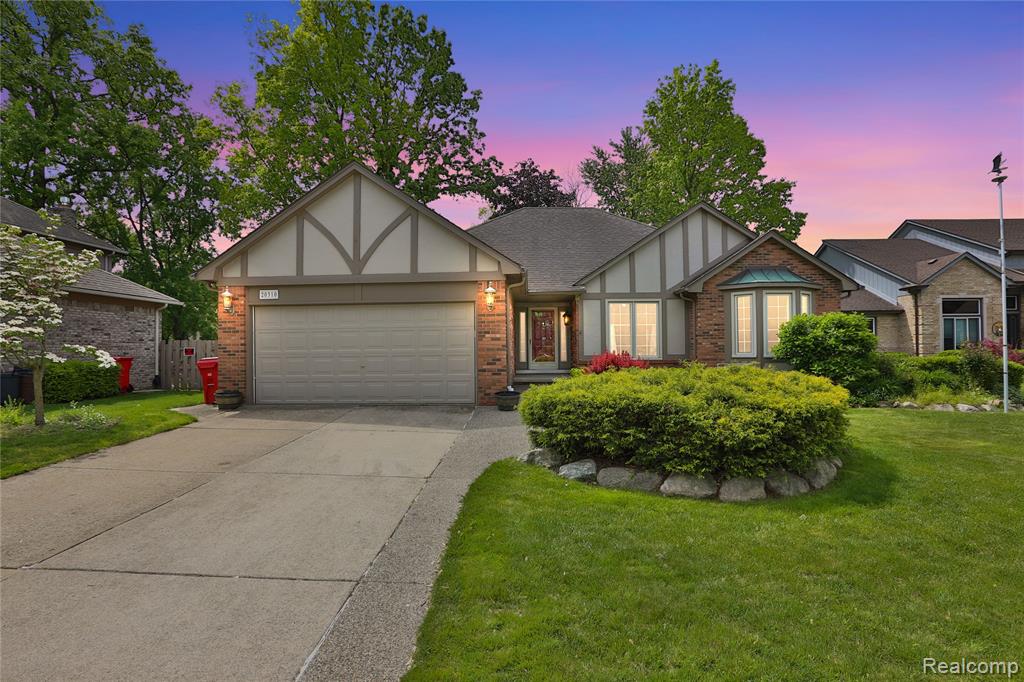20310 Oneida Drive , Clinton Township, Michigan image 1