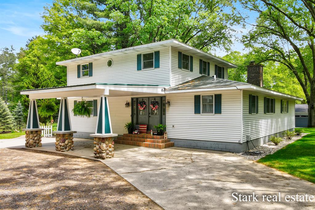 300 N 2nd Avenue , Fruitport, Michigan image 1
