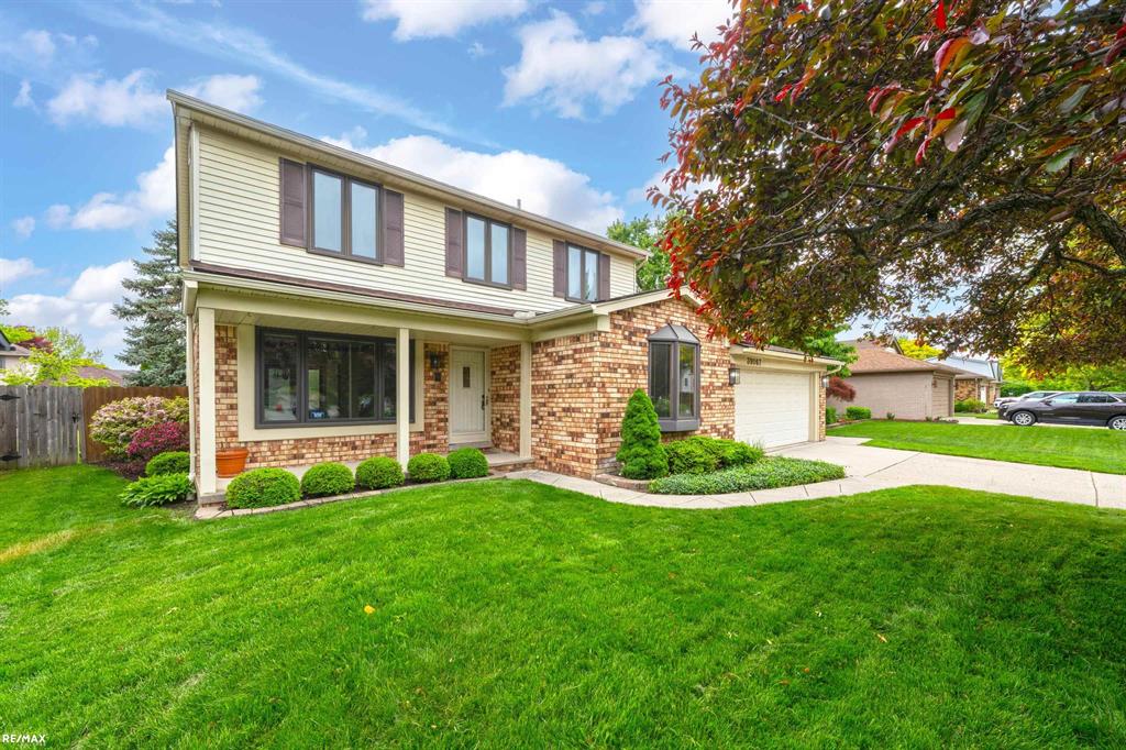 39067 Baroque Boulevard , Clinton Township, Michigan image 1