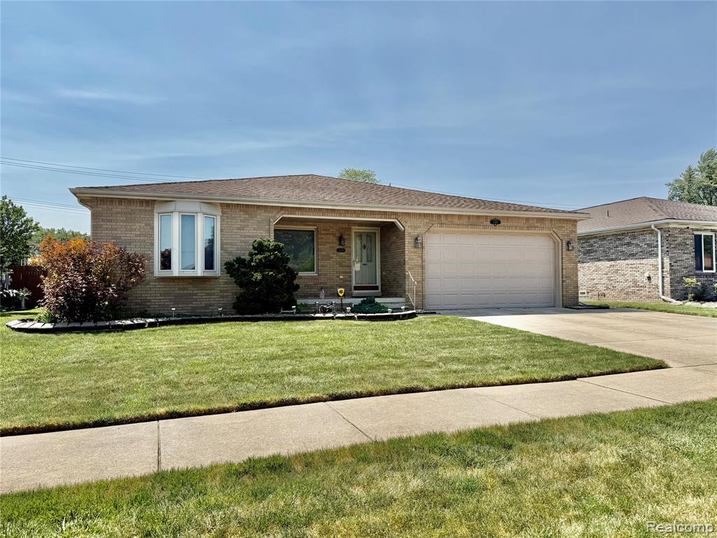 7411 N Farmington Road , Westland, Michigan image 1