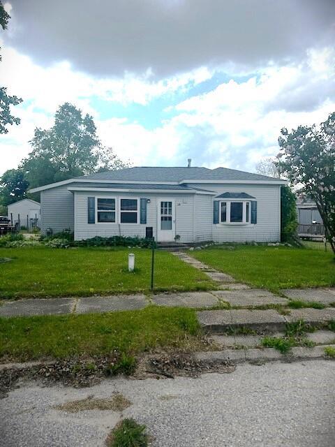 324 4th Street , Blanchard, Michigan image 1