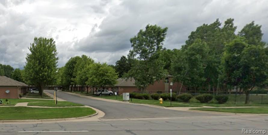 51122 Courtyard Drive , Chesterfield, Michigan image 1