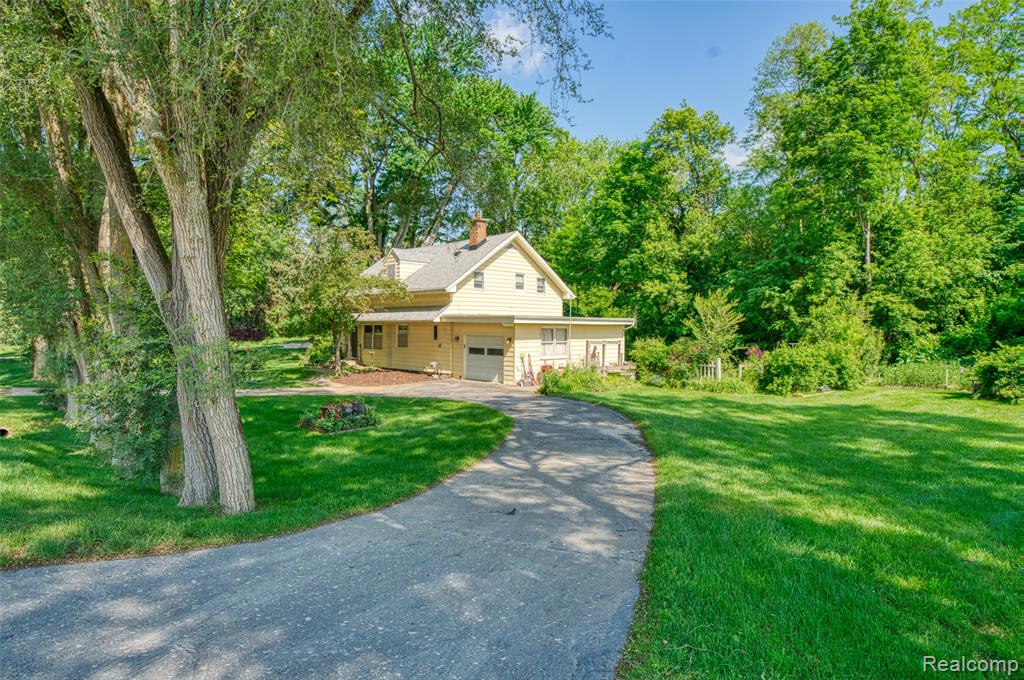 24 Keddle Road , Howell, Michigan image 1