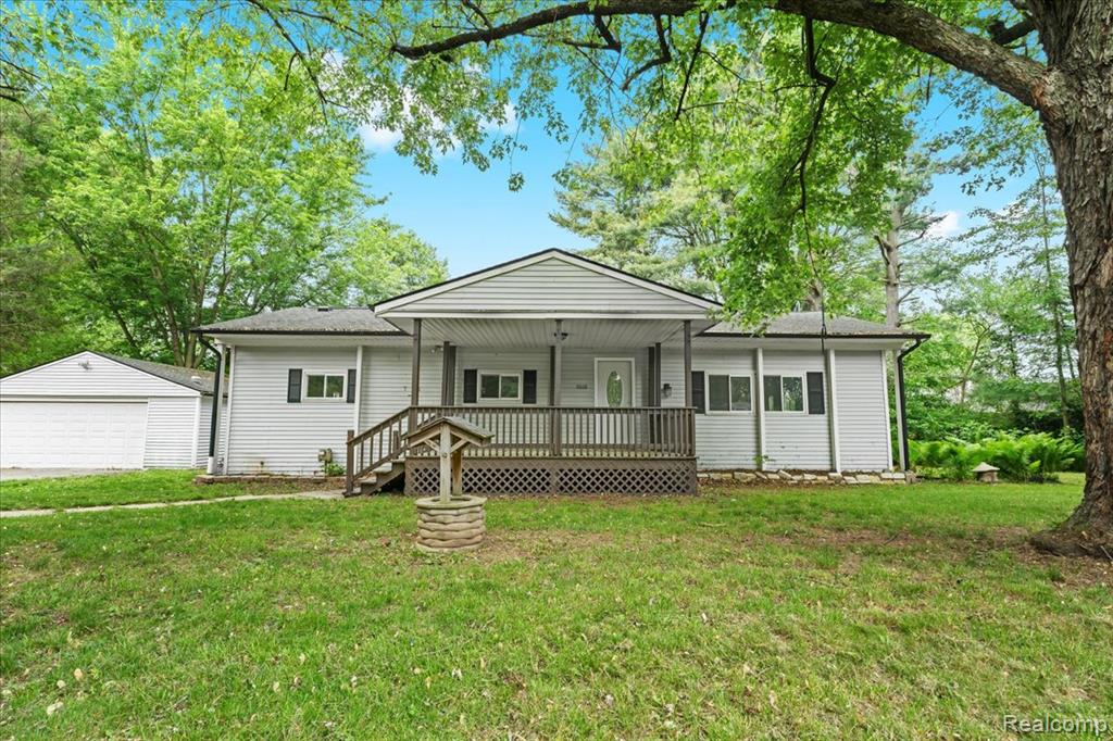 1060 Apple Blossom Drive , Howell, Michigan image 1