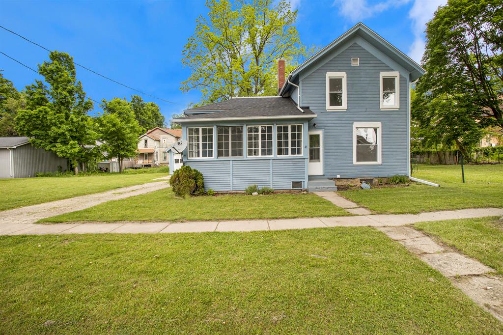 108 W Walnut Street , Albion, Michigan image 1