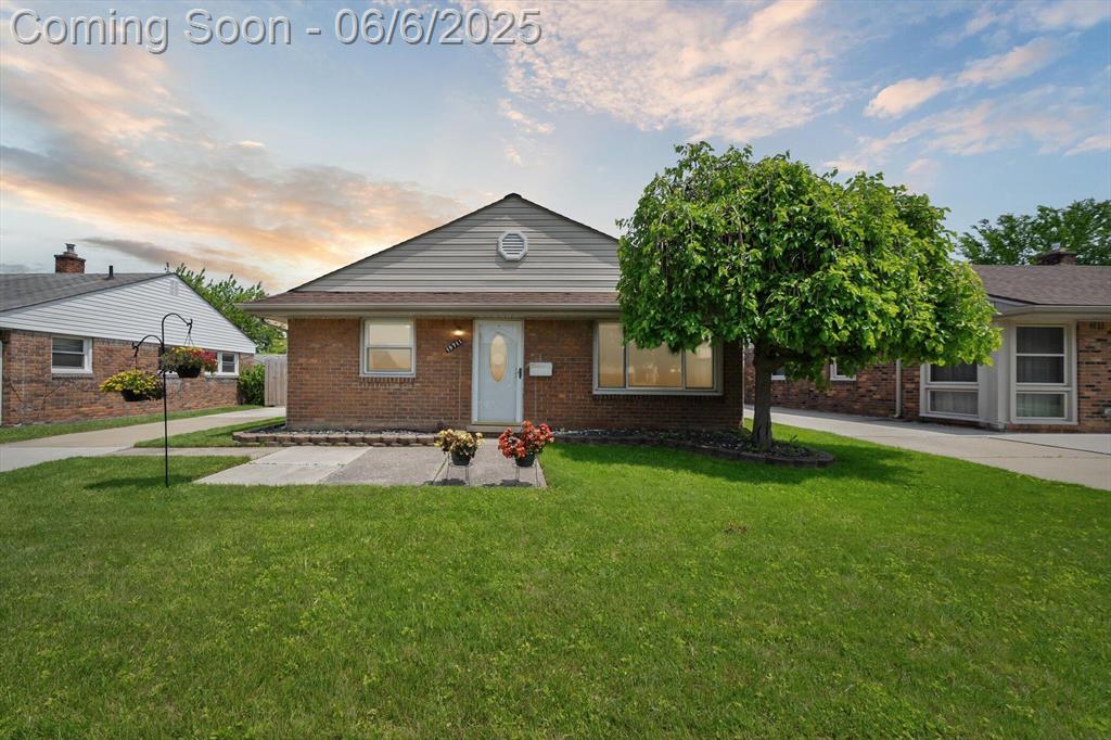 18711 Koester Street , Riverview, Michigan image 1