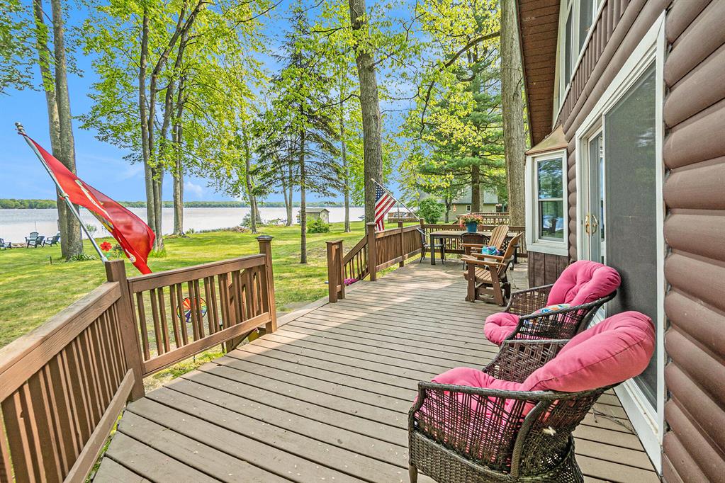 1142 Wolf Lake Drive , Baldwin, Michigan image 1