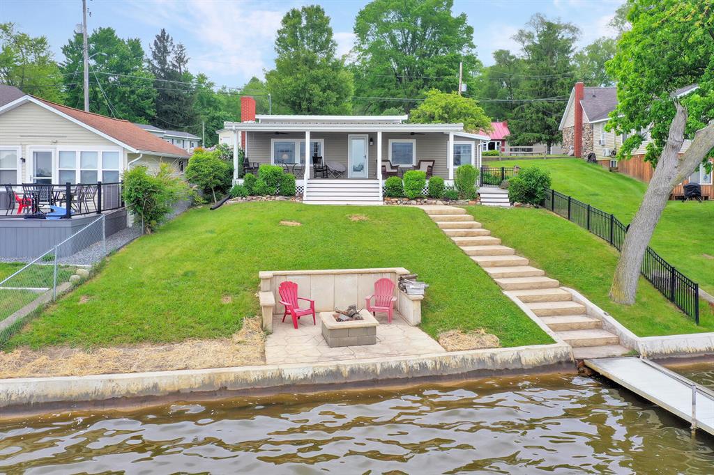 1051 Willow Drive , Colon, Michigan image 1
