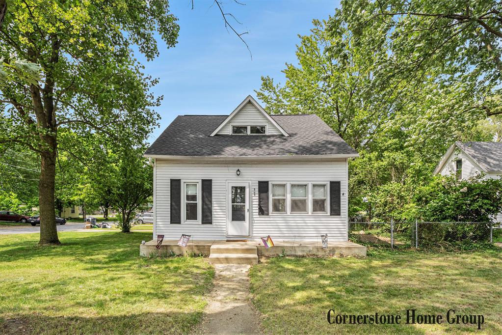 503 E Main Street , Middleville, Michigan image 1