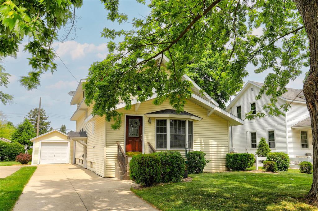 43 W Cherry Avenue , Zeeland, Michigan image 1