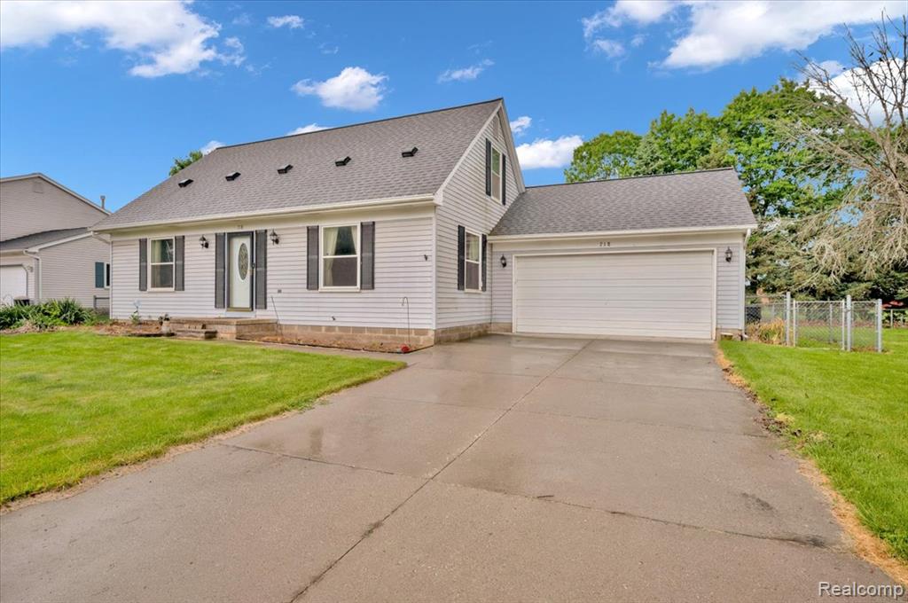 718 Metcalf Drive , Imlay City, Michigan image 1