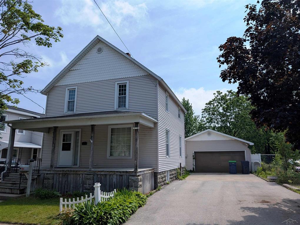 208 State Street , Bay City, Michigan image 1