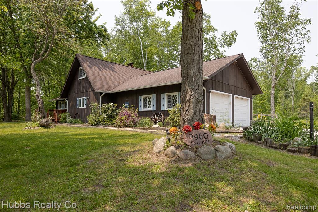 3960 Hanes Road , Vassar, Michigan image 1