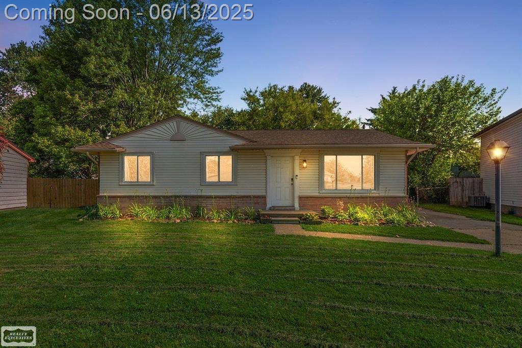 48358 Menter Street , Chesterfield, Michigan image 1
