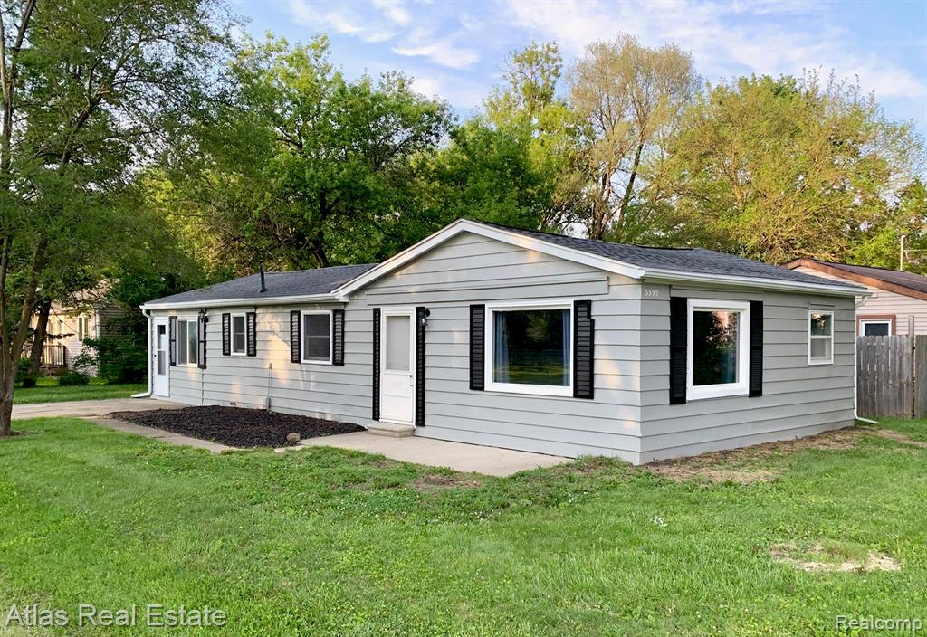 3399 Bilsky Street , Burton, Michigan image 1