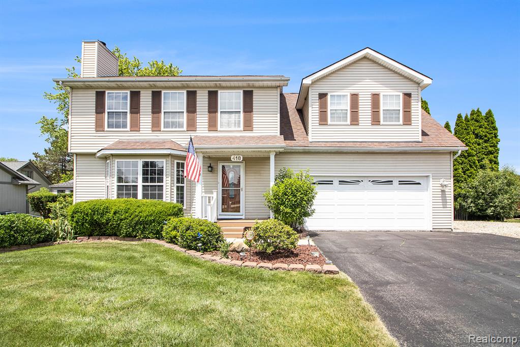 418 N Pointe Drive , Whitmore Lake, Michigan image 1