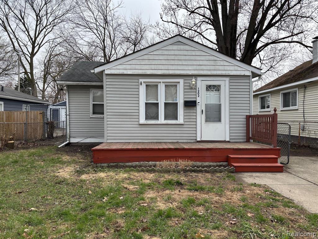 1202 E Milton Avenue , Hazel Park, Michigan image 1