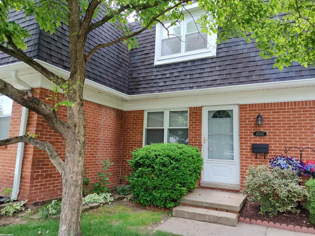45547 Kensington St Street , Utica, Michigan image 1
