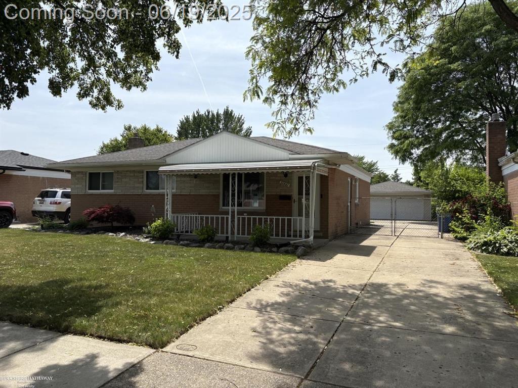31441 Gardendale Drive , Warren, Michigan image 1