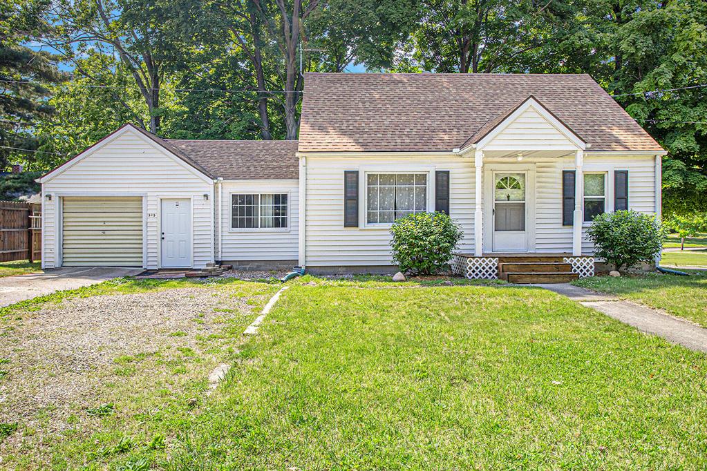 515 Maple Ridge , Albion, Michigan image 1