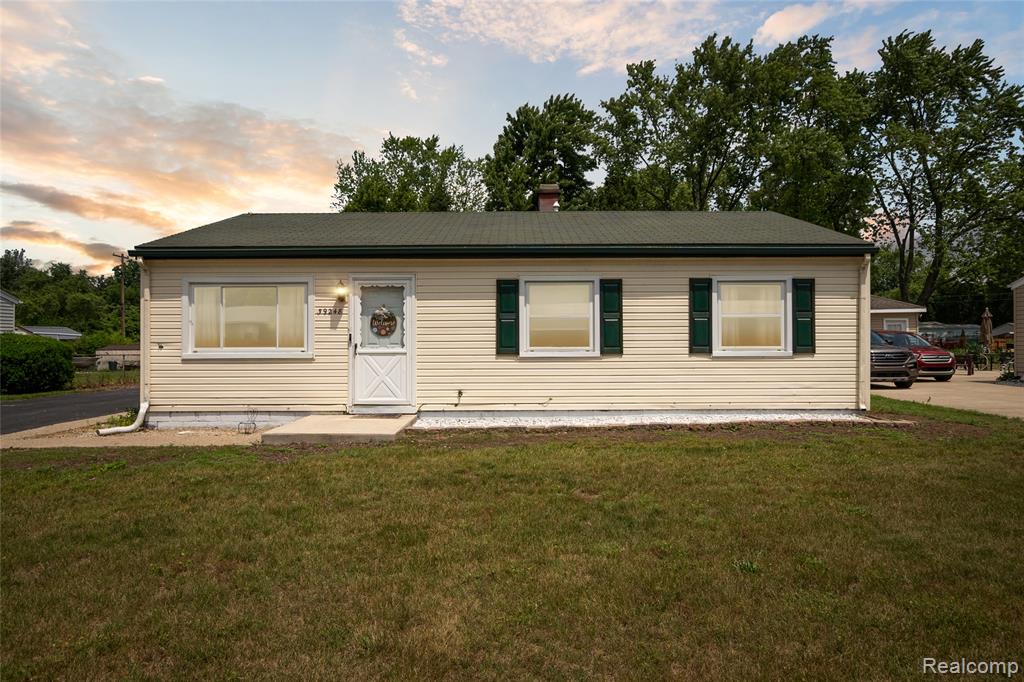 39248 Wade Road , Taylor, Michigan image 1