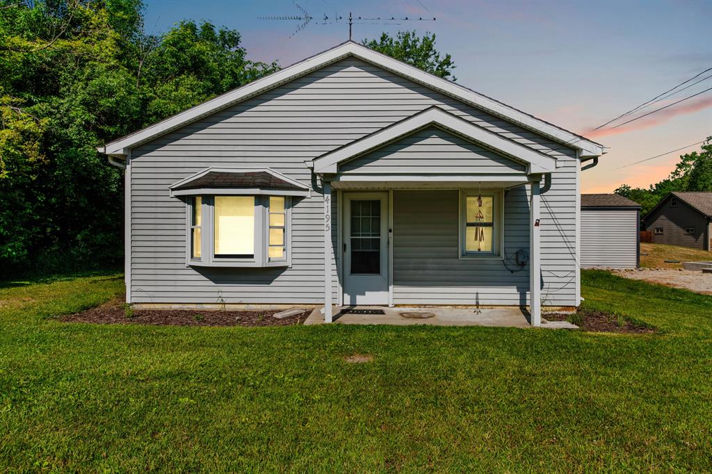 4195 Forest Street , Leonard, Michigan image 1