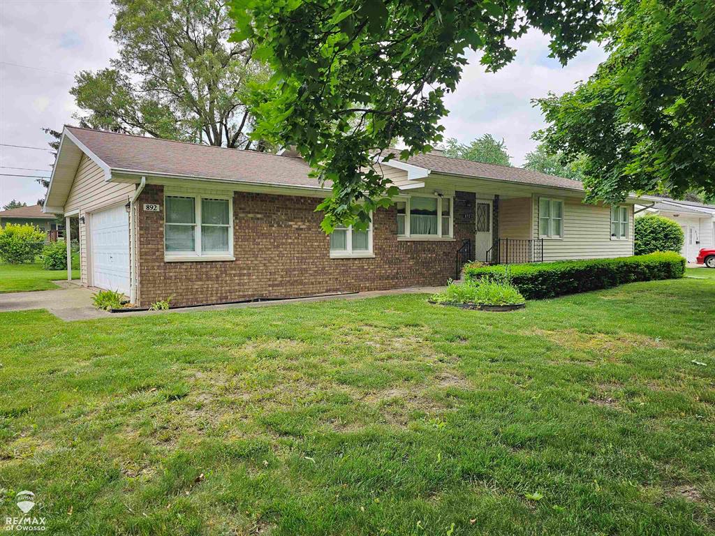 892 Krust Dr. Drive , Owosso, Michigan image 1