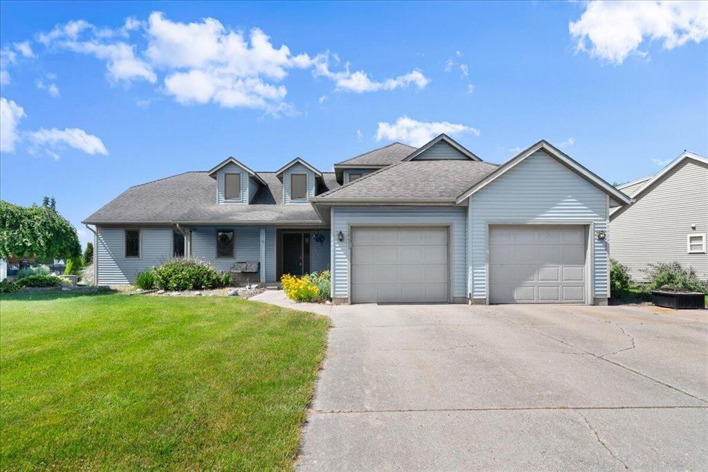 10471 Hunters Creek Drive , Zeeland, Michigan image 1