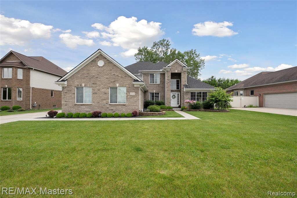 32723 Adam Brown Drive , Rockwood, Michigan image 1