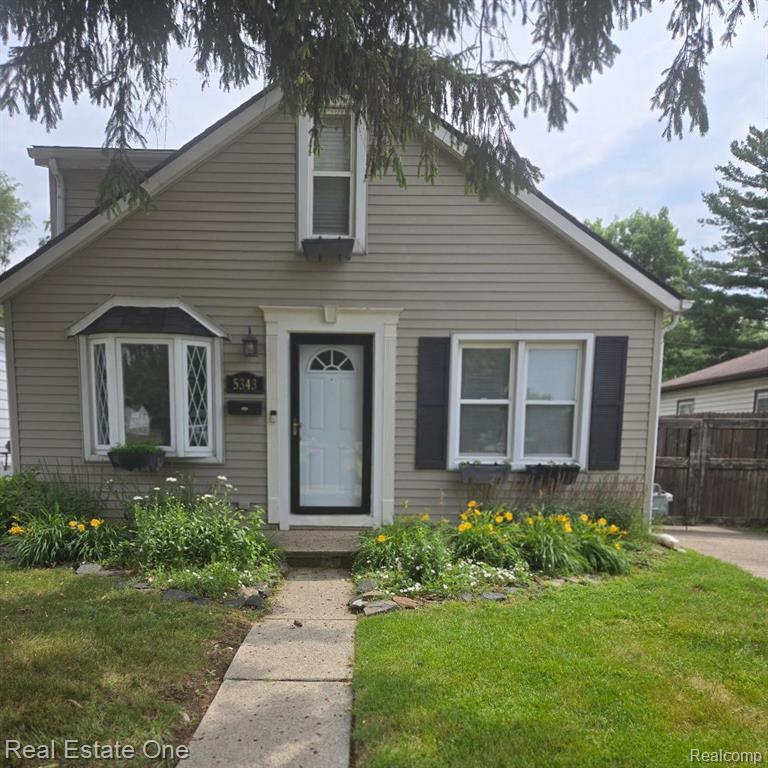 5343 Hipp Street , Dearborn Heights, Michigan image 1