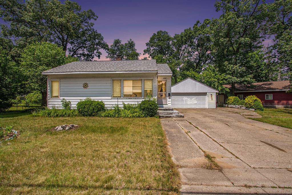 2242 Ruddiman Drive , North Muskegon, Michigan image 1