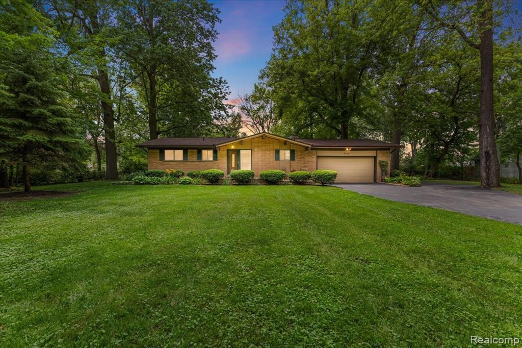 8848 Caroline Street , Taylor, Michigan image 1