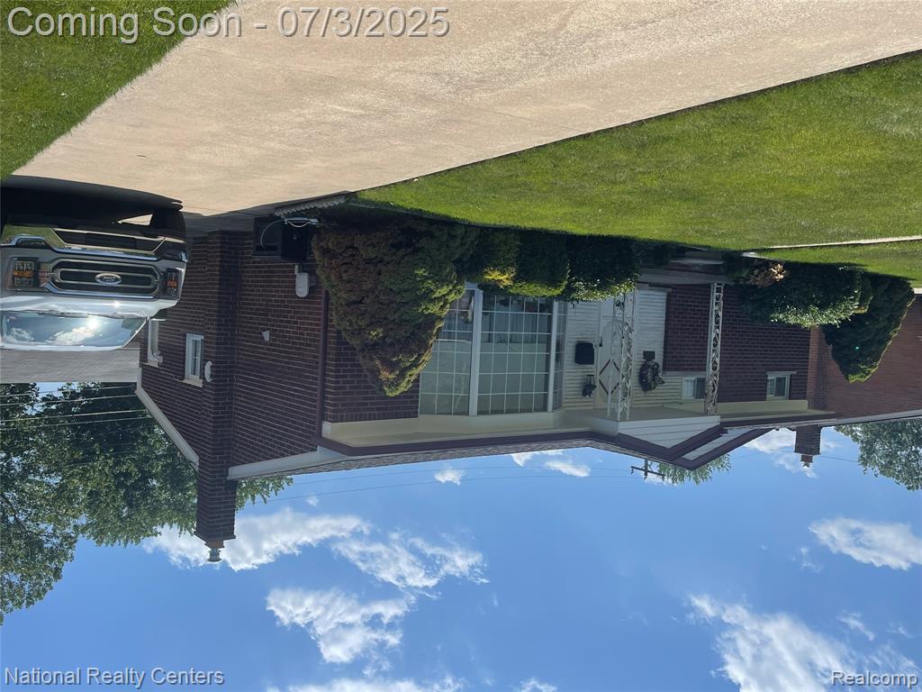 5454 Cranbrook Street , Dearborn Heights, Michigan image 1
