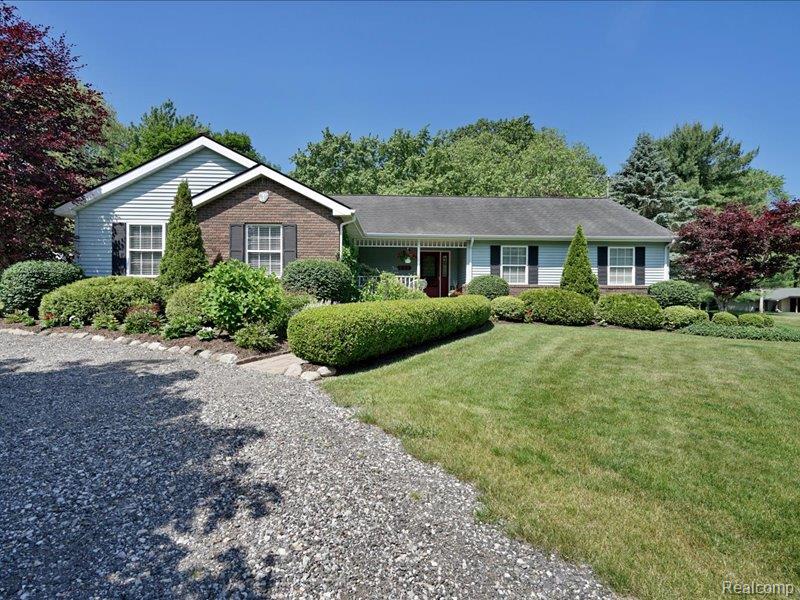 612 Grange Hall Road , Ortonville, Michigan image 1