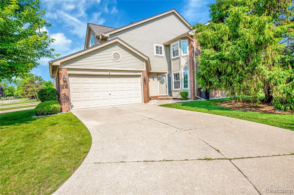 18626 Hilltop Drive , Riverview, Michigan image 1